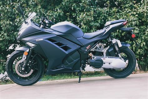 <b>Venom</b> X22Gt <b>250Cc</b> <b>Automatic</b> First Freeway Ride #X22Gt #Venommotorsports #Smallenginevelocity. . Venom 250cc automatic motorcycle